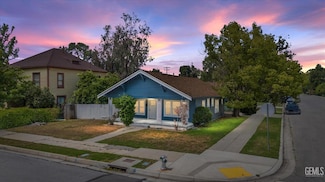 2121 B St, Bakersfield, CA 93301