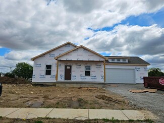 825 Karsten Dr, Horicon, WI 53032