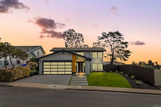 4653 Leathers St, San Diego, CA 92117