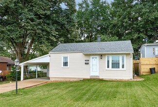 10816 Charles Place, Saint Ann, MO 63074