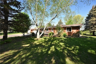 811 S Russell St, Grantsburg, WI 54840