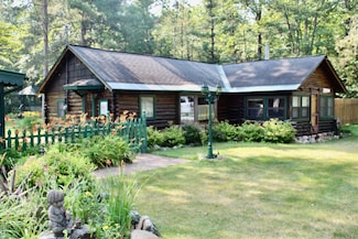 1557 S Ausable Trail, Grayling, MI 49738