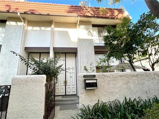 22271 Erwin St, Woodland Hills, CA 91367