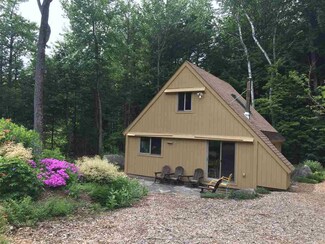 2 Sunnyside Dr, Grantham, NH 03753