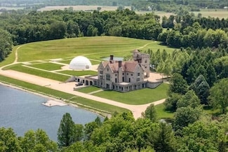 17519 Lincoln Rd, Harvard, IL 60033