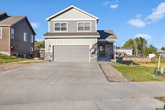 2944 Central Dr, Casper, WY 82604