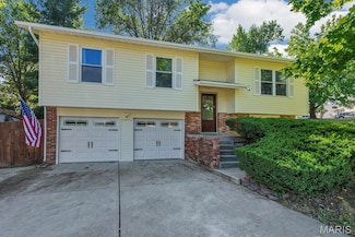 4540 Shoshone Trail, Saint Charles, MO 63304