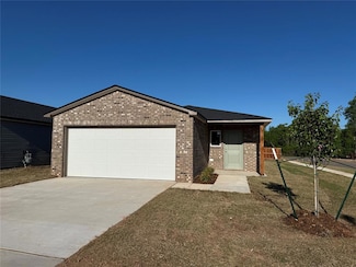 3601 Blue Ave, Mustang, OK 73064