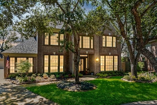 2446 Plantation Bend Dr, Sugar Land, TX 77478