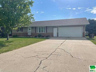 1800 2nd Ave SE, Sioux Center, IA 51250