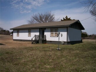 608 E Santa fe St, Carney, OK 74832