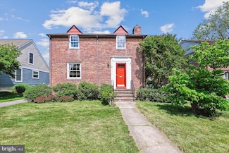 15 Locust Dr, Catonsville, MD 21228
