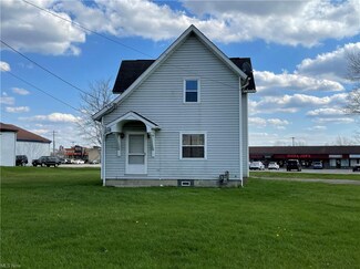 117 Cleveland Ave W, Warren, OH 44483