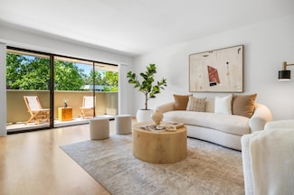2361 Sharon Rd, Menlo Park, CA 94025