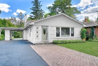 253 Woodstock Ave, Clarendon Hills, IL 60514