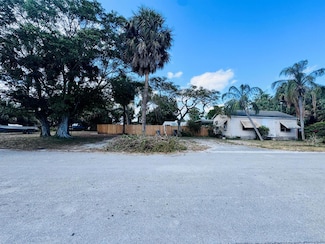 2835 Nokomis Ave, West Palm Beach, FL 33409