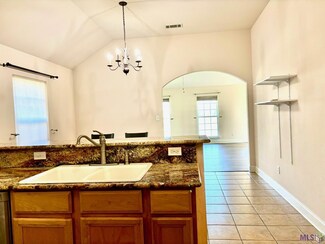 30079 Jacob St, Albany, LA 70711