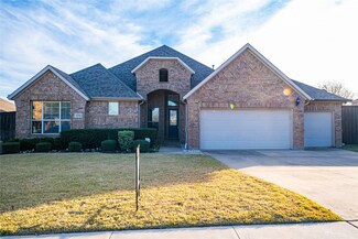 1211 Killian Dr, Mansfield, TX 76063
