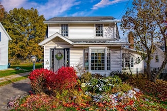 705 Damon St, Akron, OH 44310