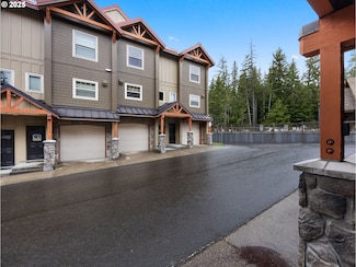 30605 E Camryn Way Unit D-20, Government Camp, OR 97028