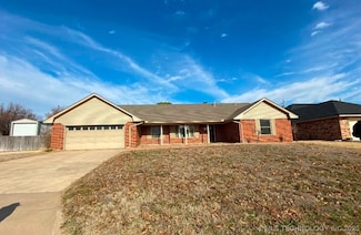 313 Wren Dr, Ponca City, OK 74601