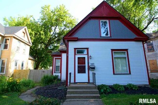 1445 W 8th St, Davenport, IA 52802