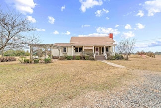 255 W Main, Lockesburg, AR 71846