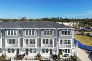 444 31st St N, St. Petersburg, FL 33713