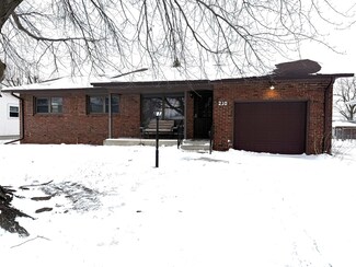 210 Palmer St, Marshalltown, IA 50158