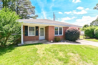 1021 Tradewinds Rd, Virginia Beach, VA 23464