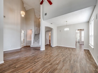 3932 Valez Dr, Carrollton, TX 75007