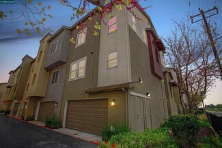 2745 Holly St, San Pablo, CA 94806