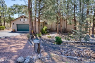 2255 Fairway Dr, Overgaard, AZ 85933