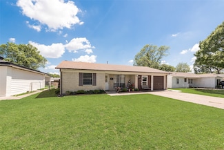 2842 Anchor Dr, Mesquite, TX 75150