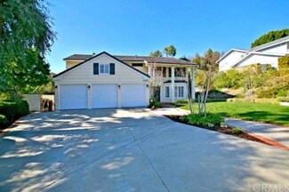 25141 Buckboard Ln, Laguna Hills, CA 92653