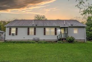 292 N Appalachia Dr, Bruceton Mills, WV 26525