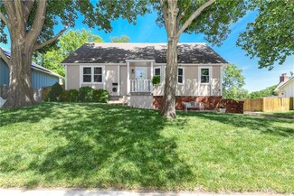 12809 Oakland Ave, Grandview, MO 64030