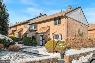 700 Ardmore Ave Unit 105, Ardmore, PA 19003