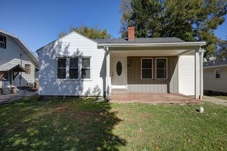 310 W Stanage Ave, Champaign, IL 61820