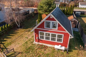 82 Merrifield Ct, Wells, ME 04090