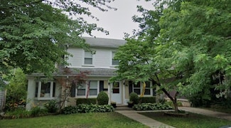 11 W 70th St, Kansas City, MO 64113