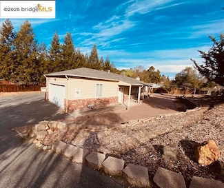 3540 Deer Hill Rd, Lafayette, CA 94549
