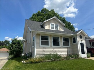 305 E Lake Ave, Barberton, OH 44203