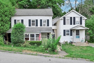 7/9 Main St, Rexford, NY 12148