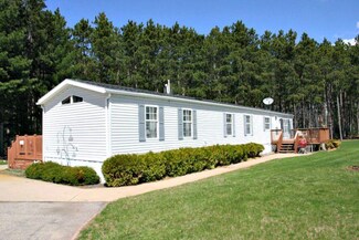 820 7th Ave, Hancock, WI 54943