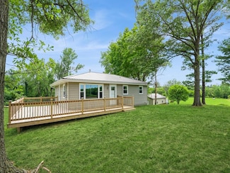 5323 Highway F36 W, Newton, IA 50208