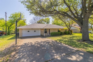 610 Walnut St, Duncanville, TX 75116