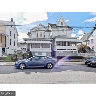 16 W High St, Coaldale, PA 18218