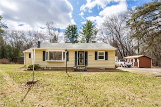 9635 9 Mile Creek Rd, Fall Creek, WI 54742