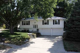 4911 N 117th Cir, Omaha, NE 68164